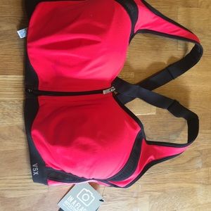Knockout Victoria’s Secret Sports Bra NWT 36DDD